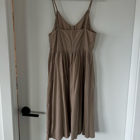 Tan button down midi dress - Picture 2 of 2